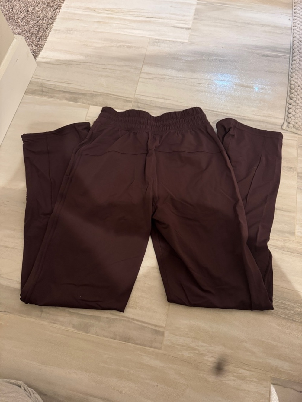 lululemon woman’s athletic pants - Picture 3 of 5
